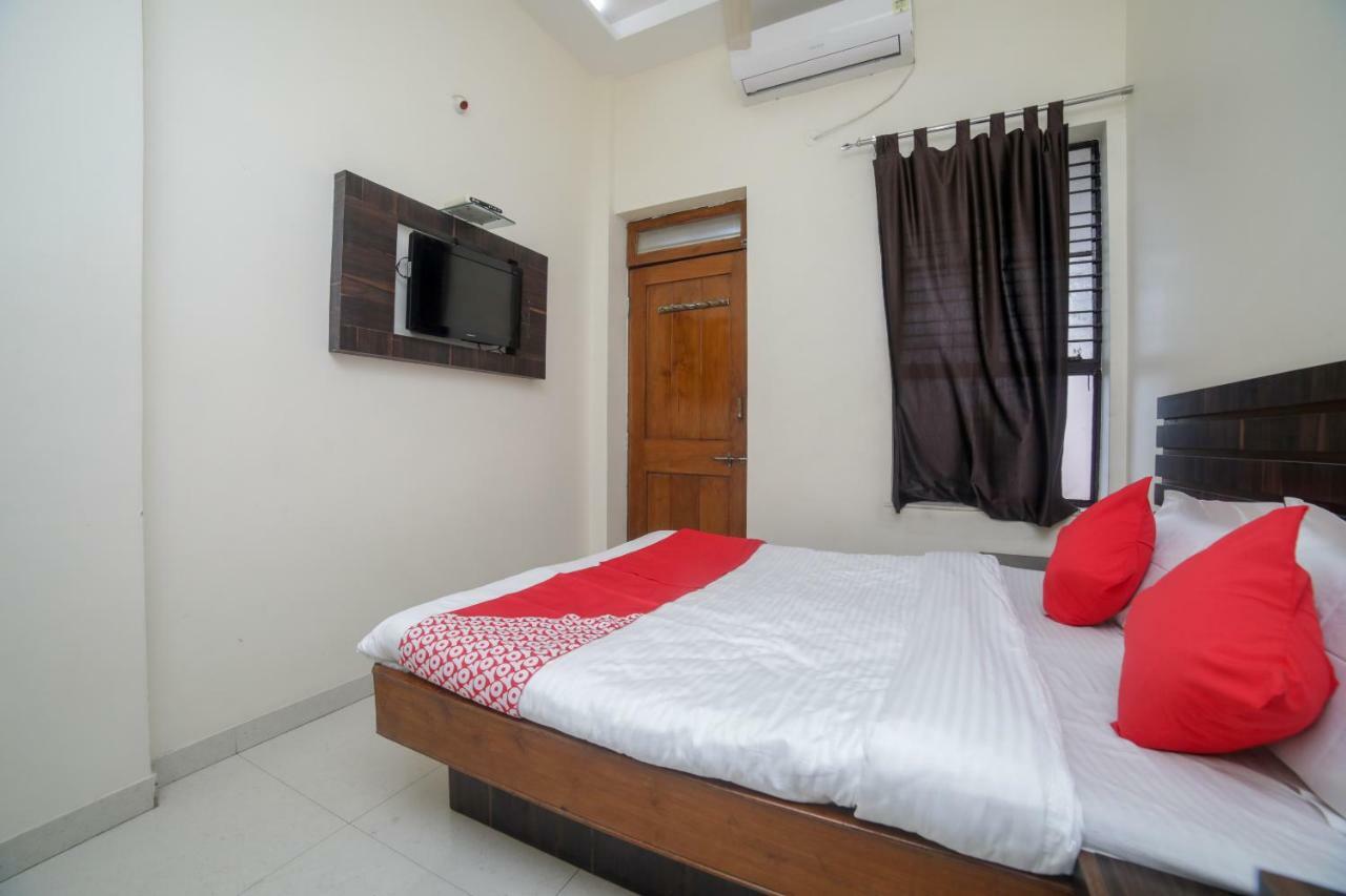 Oyo 46697 Hotel Gopi Ναγκπούρ Εξωτερικό φωτογραφία
