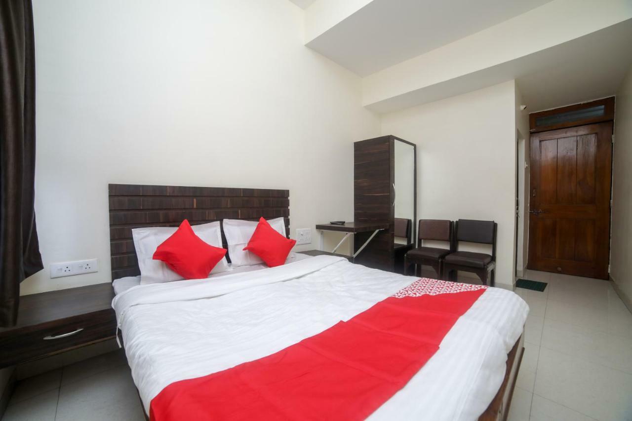 Oyo 46697 Hotel Gopi Ναγκπούρ Εξωτερικό φωτογραφία